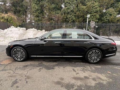 Black 2022 Mercedes-Benz S-Class S 580 4MATIC