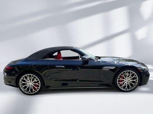 Obsidian Black Metallic 2022 Mercedes-Benz AMG SL 55 Base