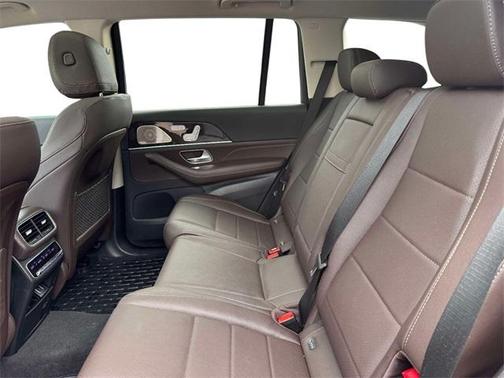 2023 Mercedes-Benz GLS 450 4MATIC