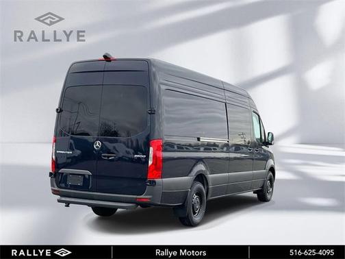 2026 Mercedes-Benz Sprinter 2500 High Roof