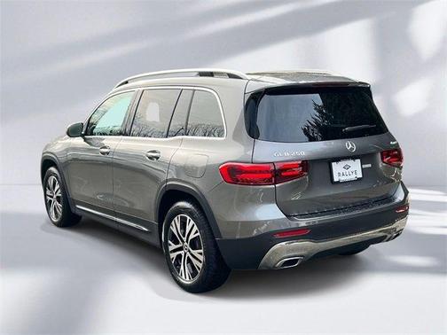 2026 Mercedes-Benz GLB 250 Base 4MATIC