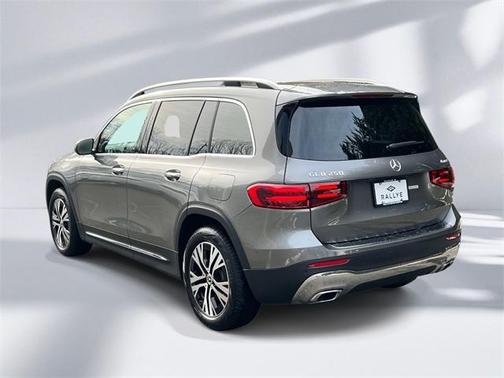 2026 Mercedes-Benz GLB 250 Base 4MATIC