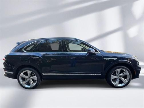 2024 Bentley Bentayga V8