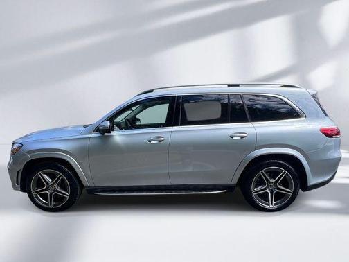 Cirrus Silver Metallic 2023 Mercedes-Benz GLS 580 Base 4MATIC