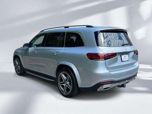 Cirrus Silver Metallic 2023 Mercedes-Benz GLS 580 Base 4MATIC