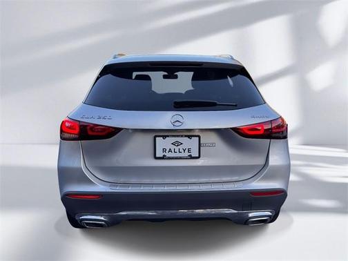 2022 Mercedes-Benz GLA 250 Base 4MATIC