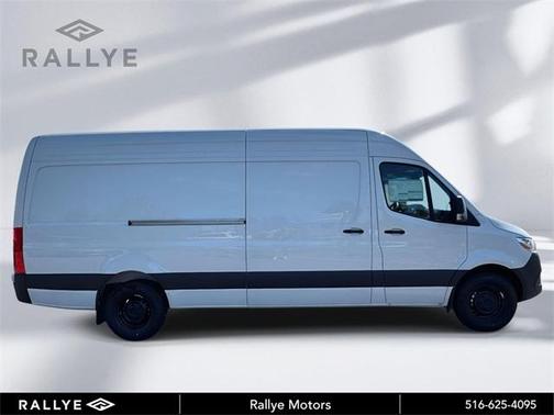 2025 Mercedes-Benz Sprinter 2500 High Roof