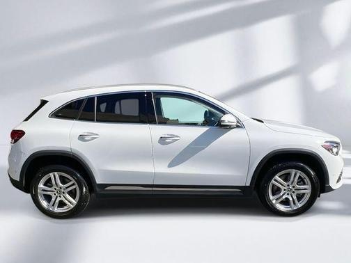 2023 Mercedes-Benz GLA 250 Base 4MATIC