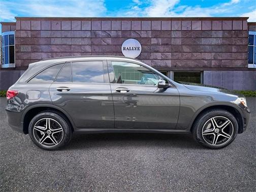 2022 Mercedes-Benz GLC 300 Base 4MATIC