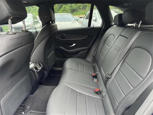 2021 Mercedes-Benz GLC 300 Base 4MATIC