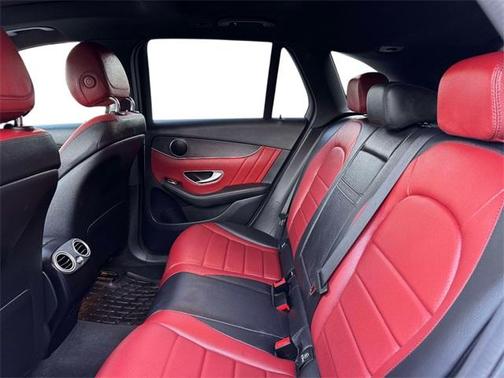 2022 Mercedes-Benz GLC 300 Base 4MATIC