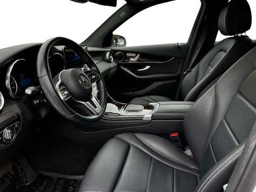 White 2022 Mercedes-Benz GLC 300 Base 4MATIC