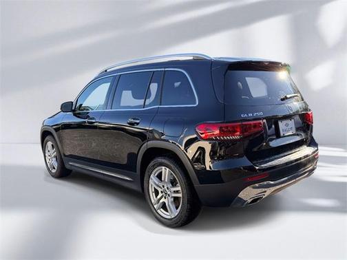 2022 Mercedes-Benz GLB 250 Base 4MATIC