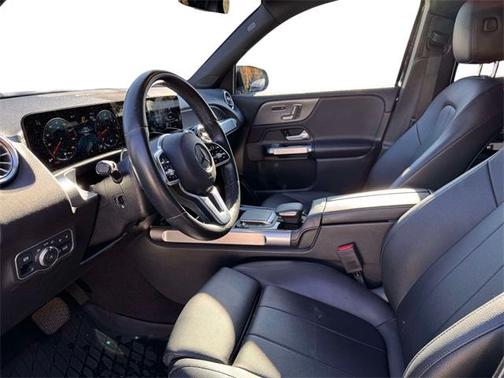 2022 Mercedes-Benz GLB 250 Base 4MATIC