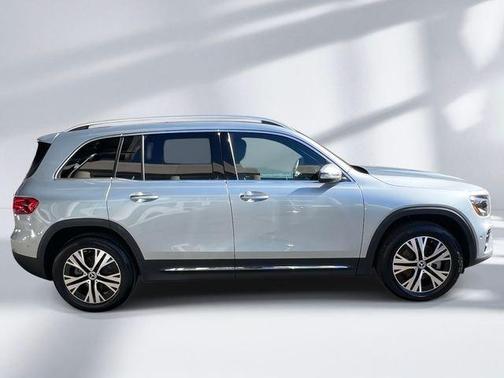 2026 Mercedes-Benz GLB 250 Base 4MATIC