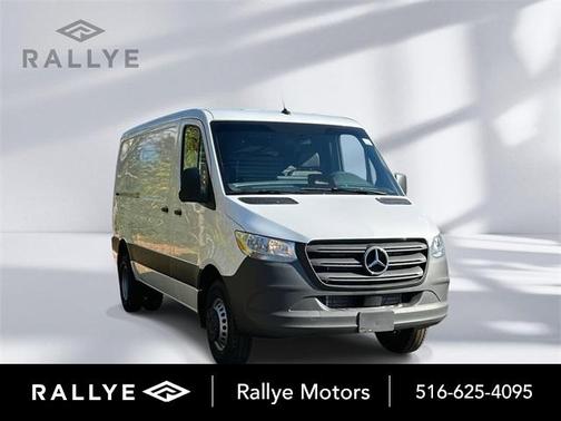 2025 Mercedes-Benz Sprinter 3500 144 WB Standard Roof Cargo