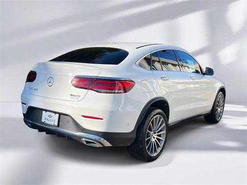 2022 Mercedes-Benz GLC 300 4MATIC Coupe