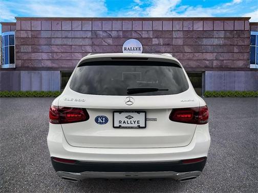 2022 Mercedes-Benz GLC 300 Base 4MATIC