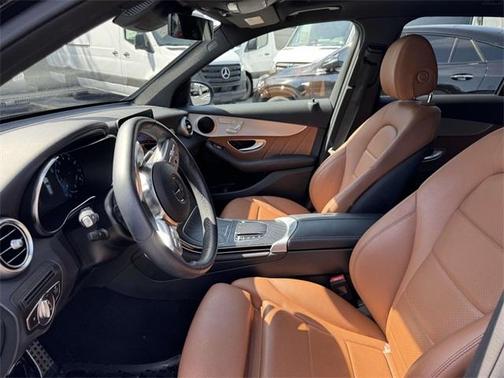 2022 Mercedes-Benz GLC 300 Base 4MATIC