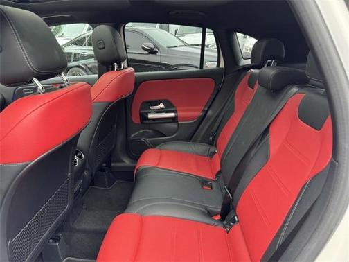 2021 Mercedes-Benz GLA 250 Base 4MATIC