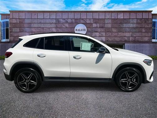 2021 Mercedes-Benz GLA 250 Base 4MATIC