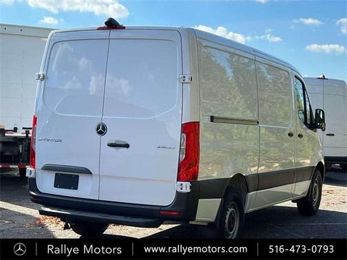2025 Mercedes-Benz Sprinter 2500 Standard Roof