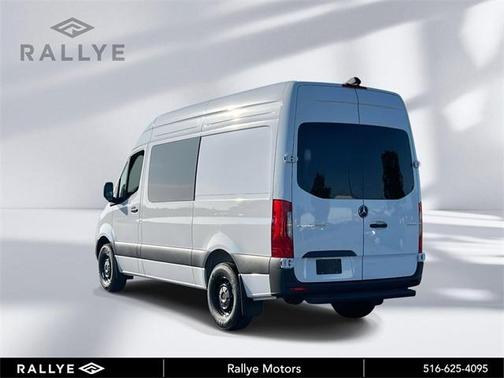 2025 Mercedes-Benz Sprinter 2500 Standard Roof