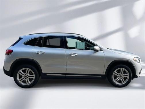2023 Mercedes-Benz GLA 250 Base 4MATIC