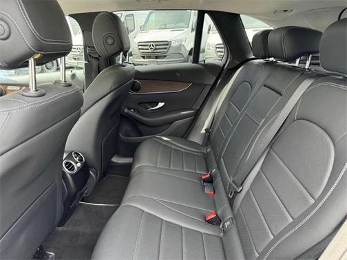 2022 Mercedes-Benz GLC 300 Base 4MATIC