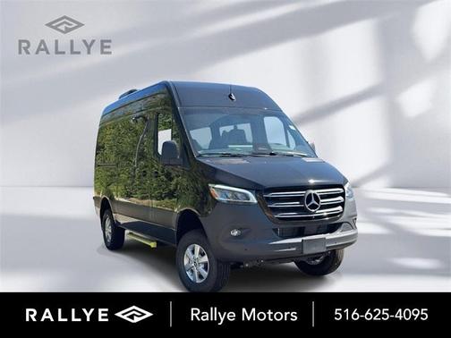 2025 Mercedes-Benz Sprinter 2500 144 WB Standard Roof Passenger