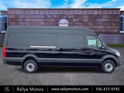 2025 Mercedes-Benz Sprinter 2500 High Roof