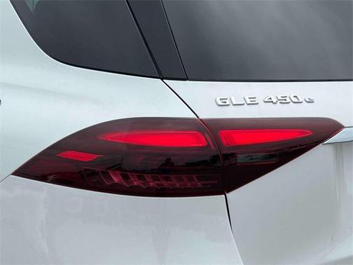 2025 Mercedes-Benz GLE 450e 4MATIC