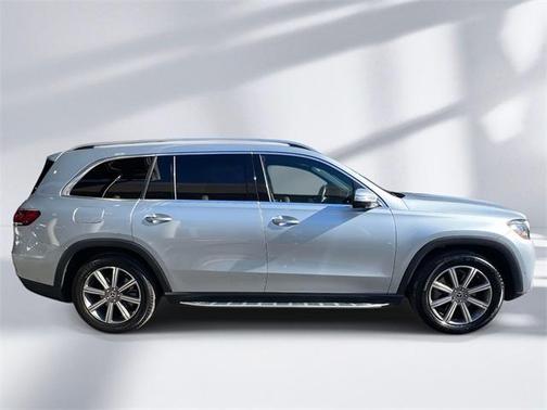 2023 Mercedes-Benz GLS 450 4MATIC