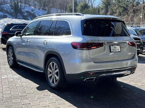 Silver 2023 Mercedes-Benz GLS 450 4MATIC