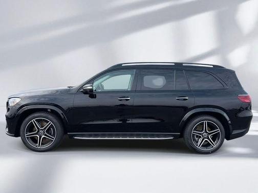 Black 2026 Mercedes-Benz GLS 450 4MATIC