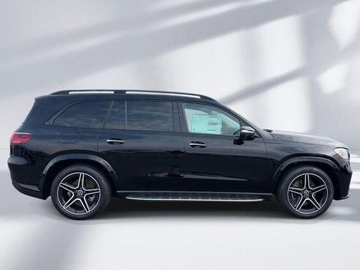 Black 2026 Mercedes-Benz GLS 450 4MATIC