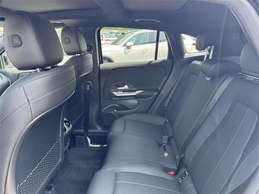 2021 Mercedes-Benz GLA 250 Base 4MATIC