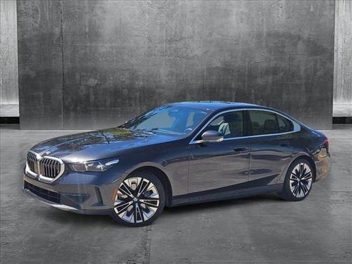 2024 BMW 540 i xDrive