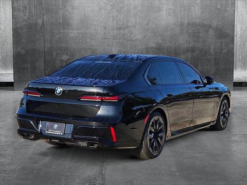 2025 BMW 760 i xDrive