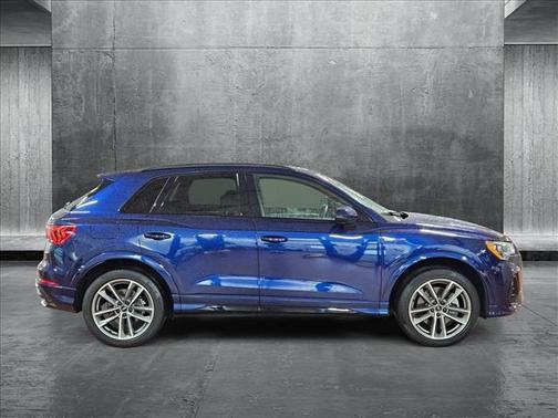 2022 Audi Q3 45 S line Premium
