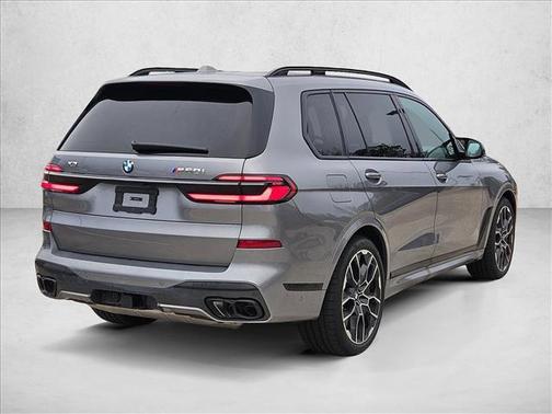 2026 BMW X7 M60i