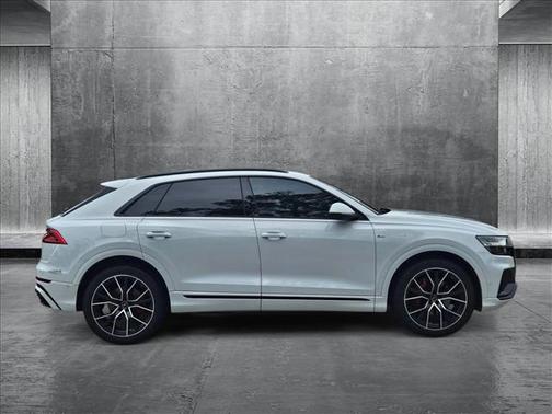 2023 Audi Q8 55 Prestige