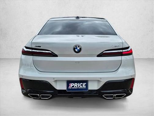 2023 BMW 760 i xDrive
