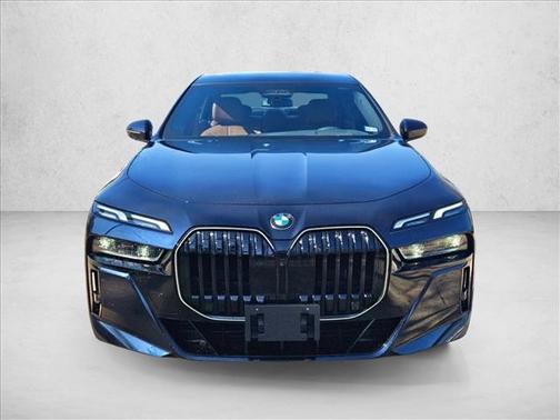 2025 BMW 760 xDrive