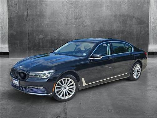 2017 BMW 740 740i