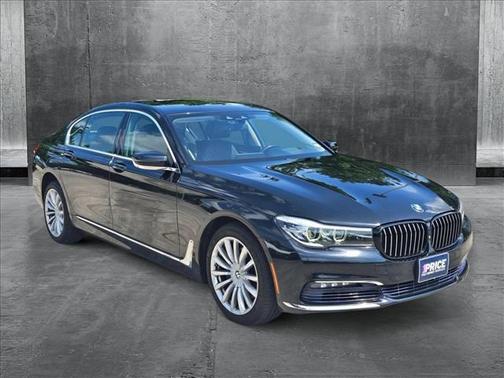 2017 BMW 740 740i