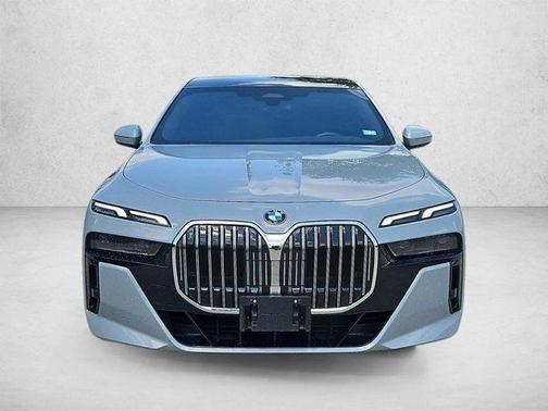 Brooklyn Gray Meta 2024 BMW 740 xDrive