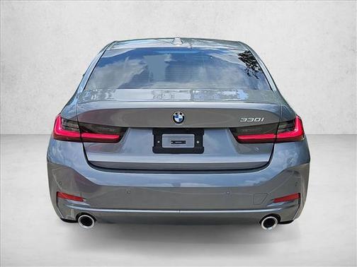 Skyscraper Grey Metallic 2023 BMW 330 330i