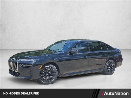 Black Sapphire Metallic 2024 BMW 750e i xDrive
