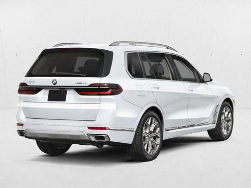 Alpine White 2027 BMW X7 xDrive40i